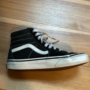 Black Vans - Women’s 6